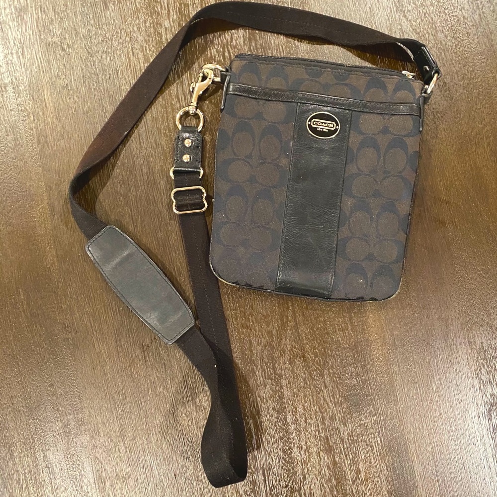 Authentic black coach signature crossbody purse